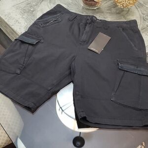 𝅺calvin Klein New Bermuda Style Shorts